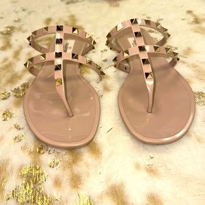 Authentic Valentino Rockstud sandals sz 38 Poudre color